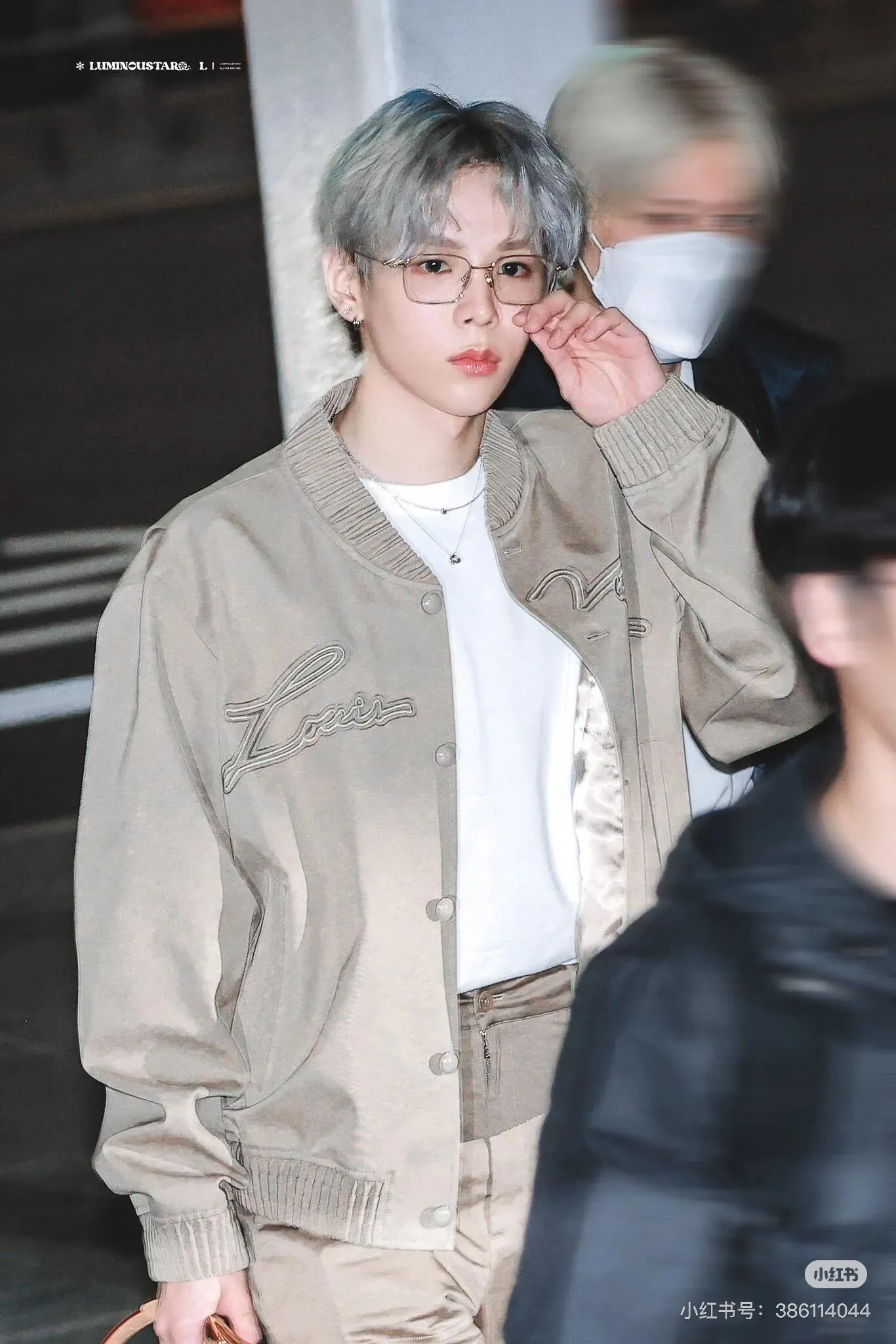 Louis Vuitton/Louis Vuitton Embroidered Silhouette Jacket